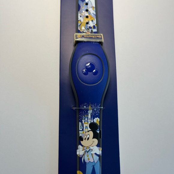 Disney’s 50th Anniversary Limited Edition Mickey and Friends MagicBand - Picture 2 of 4